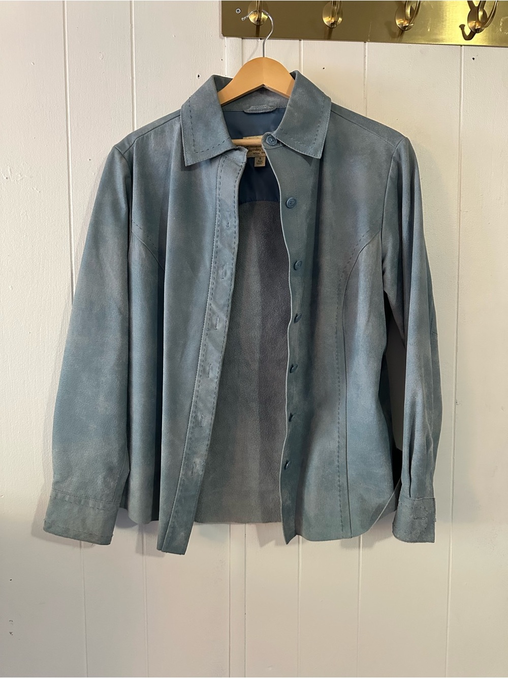 Cabela's Leather Jacket in Light Blue